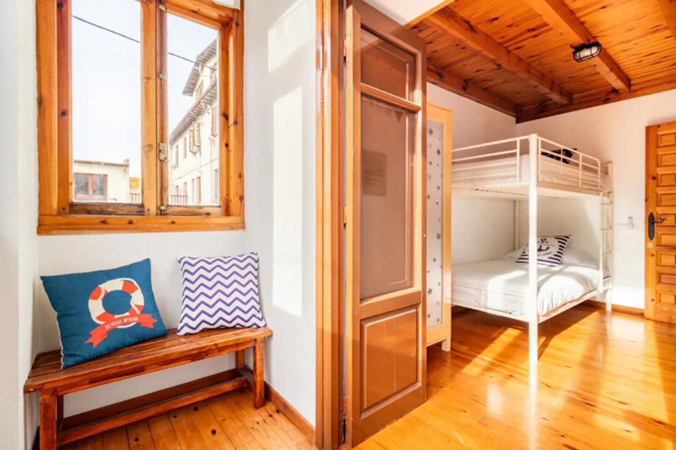 Casa Marinera Centrica En Comillas Exteriör bild
