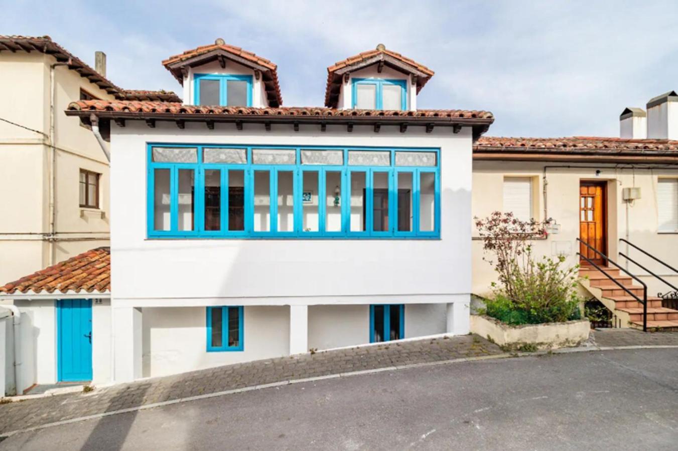 Casa Marinera Centrica En Comillas Exteriör bild